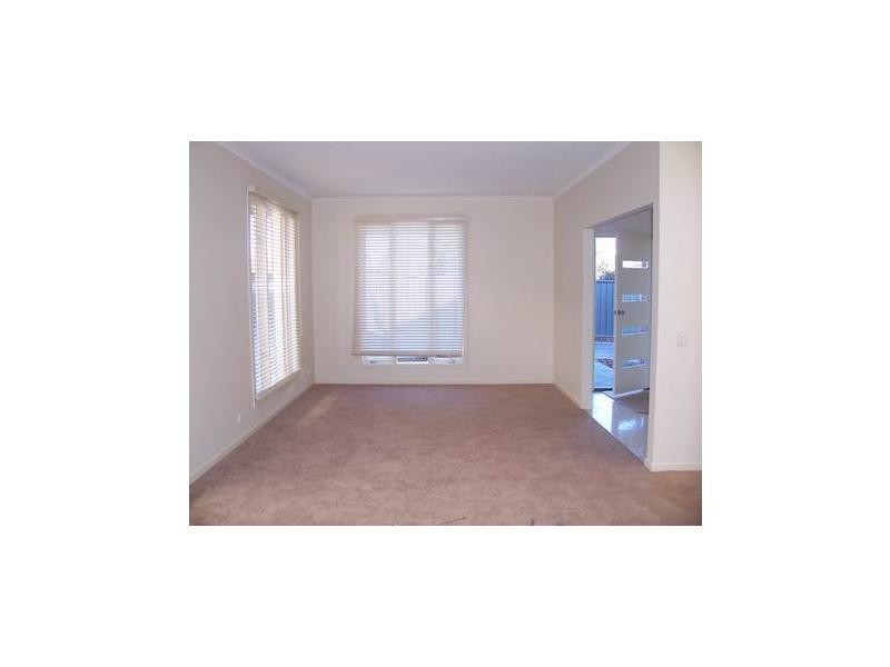 Unit 3/105 Sternberg Street, Kennington VIC 3550