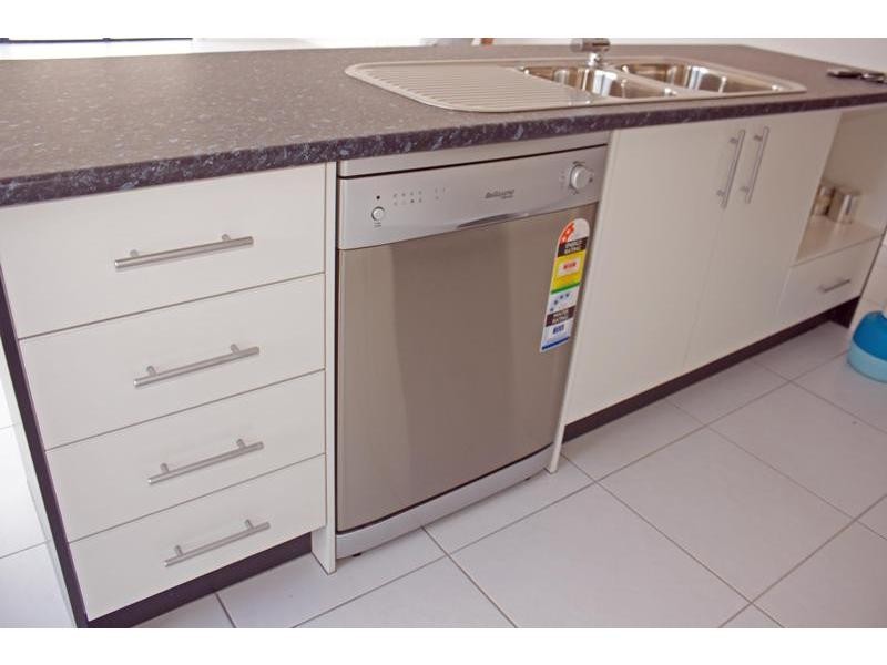 15 Lorikeet Avenue, Epsom VIC 3551