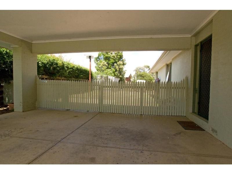.124. Osborne Street, Flora Hill VIC 3550