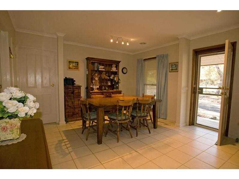 5 Ash Court, Ascot VIC 3551