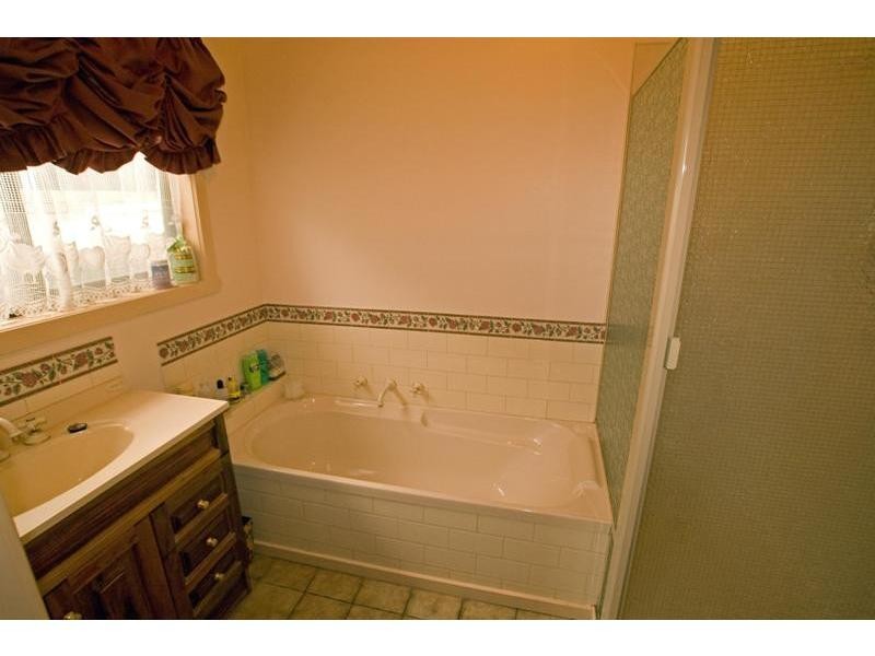 Golden Square VIC 3555