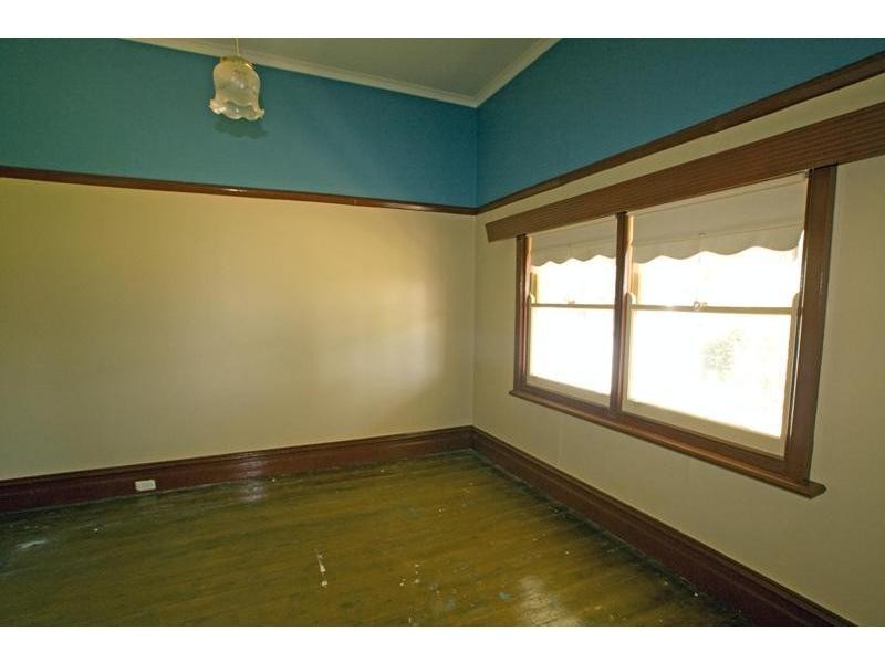 90 Eaglehawk Road, Bendigo VIC 3550