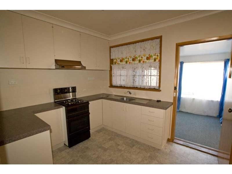 1/82 High Street, Kangaroo Flat VIC 3555