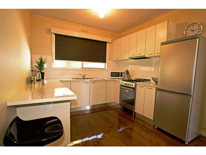 113 Gladstone Street, Quarry Hill VIC 3550