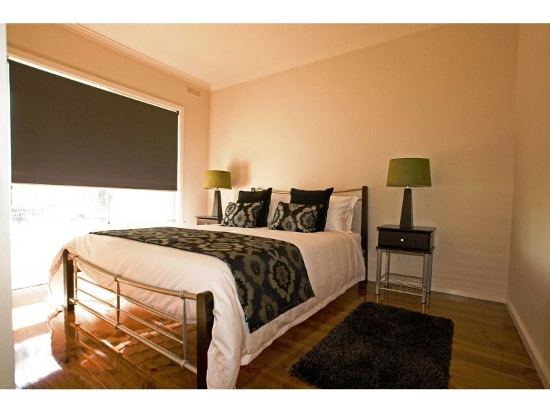 113 Gladstone Street, Quarry Hill VIC 3550