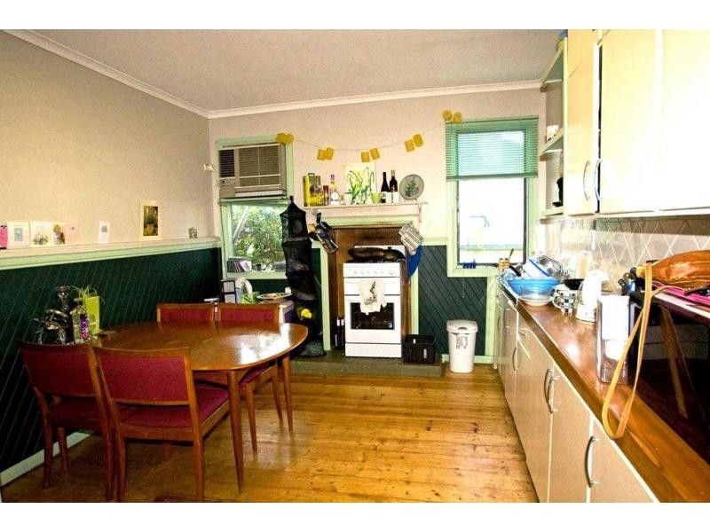 Flora Hill VIC 3550