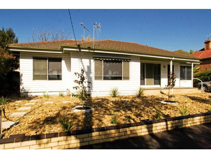 .113. Gladstone Street, Quarry Hill VIC 3550