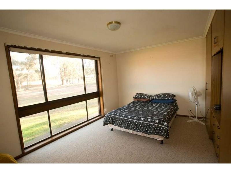 Neilborough VIC 3570