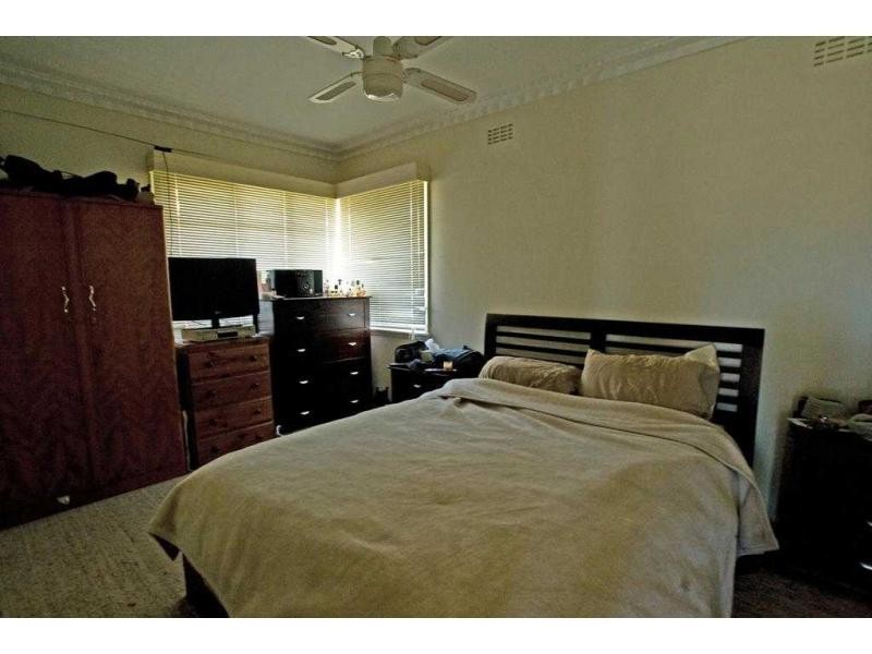 021 Clarence Avenue, Kennington VIC 3550