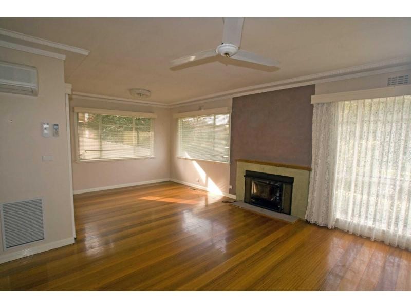 21.. Clarence Avenue, Kennington VIC 3550