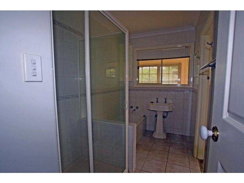 21.. Clarence Avenue, Kennington VIC 3550
