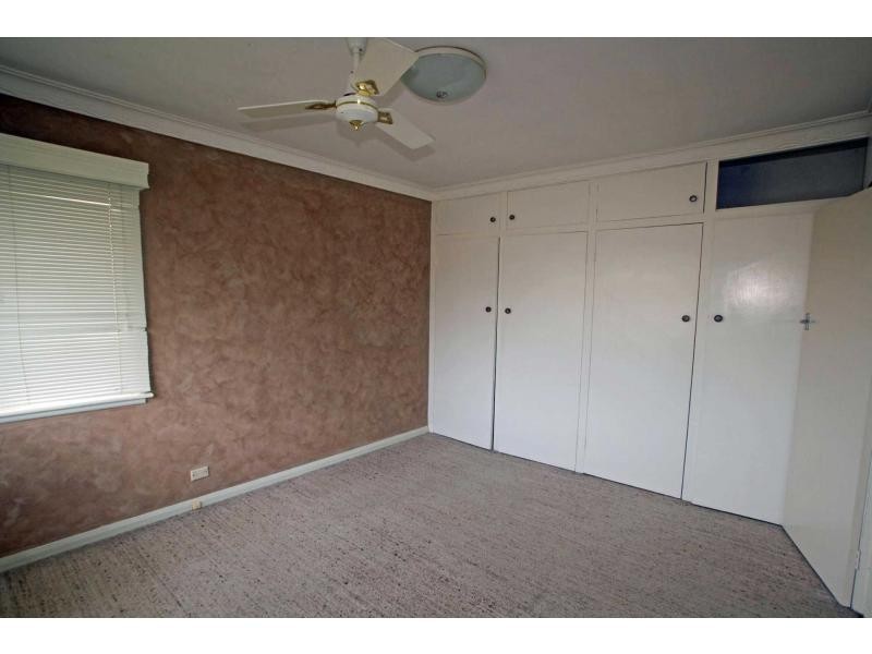 21.. Clarence Avenue, Kennington VIC 3550