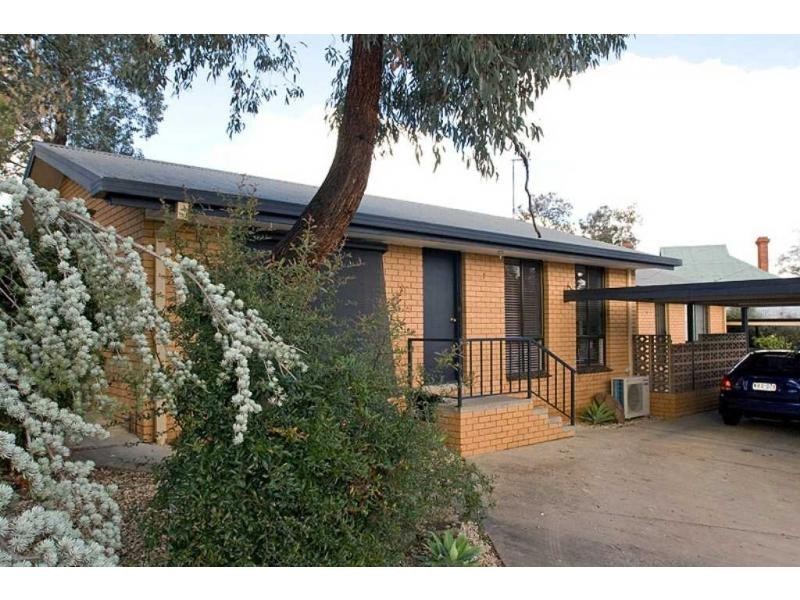 1/13 Allison Street, Kennington VIC 3550