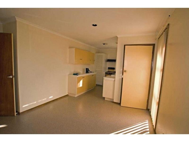 12 Shaft Street, Long Gully VIC 3550