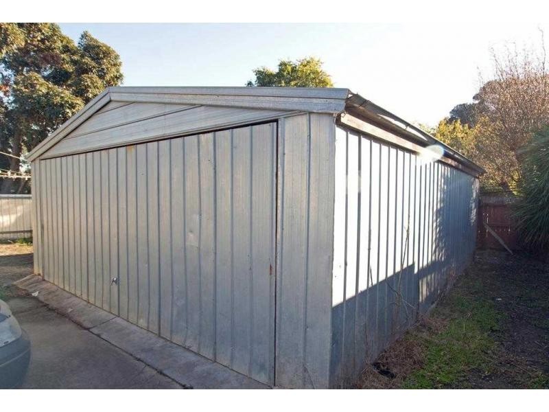12 Shaft Street, Long Gully VIC 3550