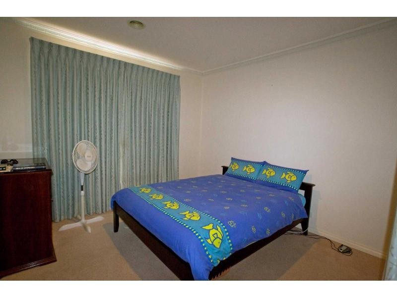2/3/ McKay Court, Strathdale VIC 3550