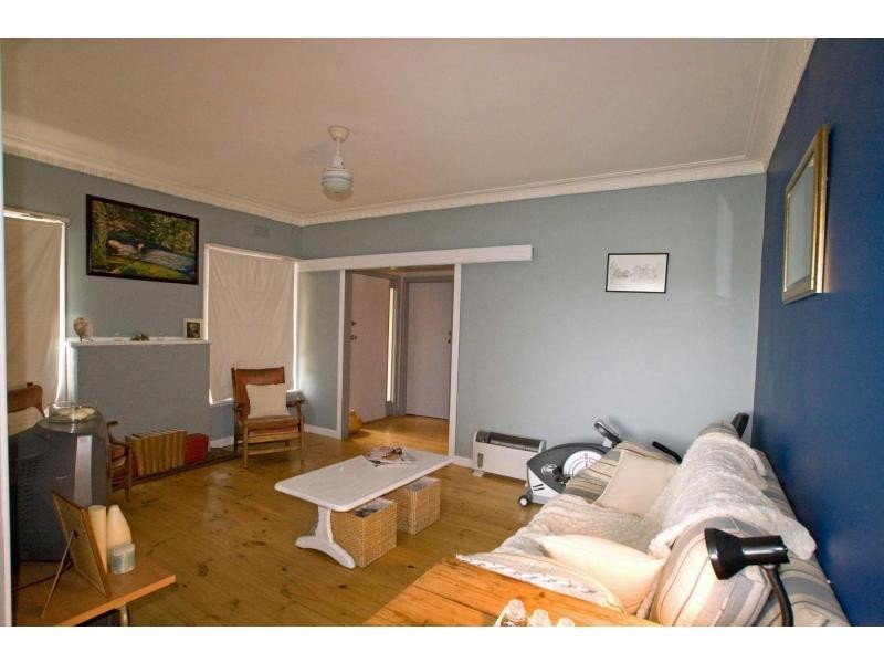 17 Alexander Street, Kangaroo Flat VIC 3555