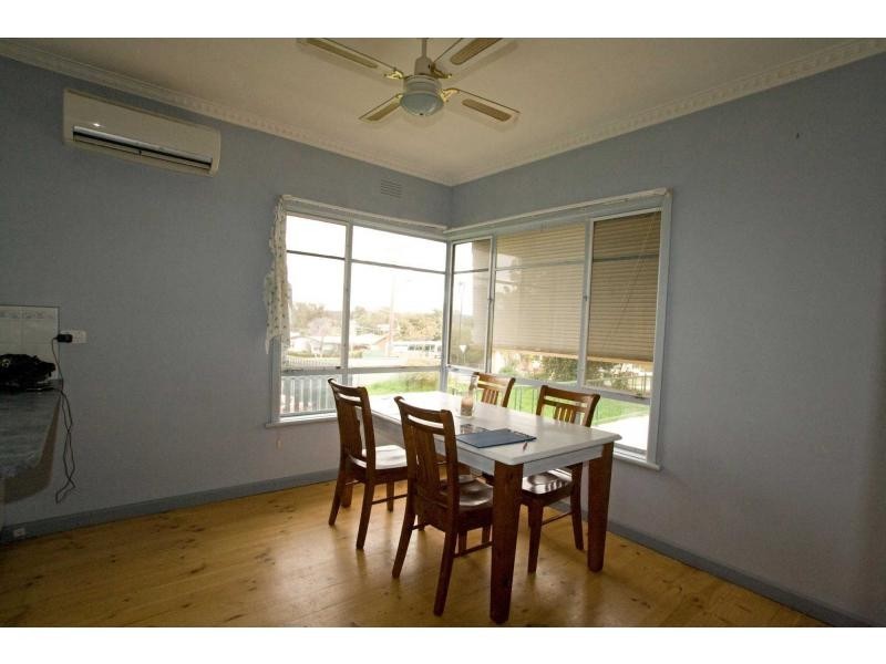 17 Alexander Street, Kangaroo Flat VIC 3555