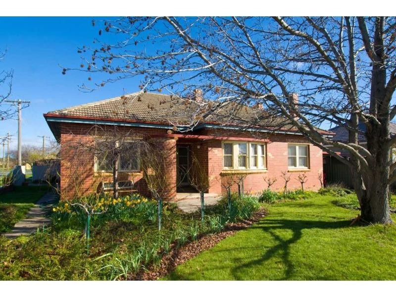 Flora Hill VIC 3550