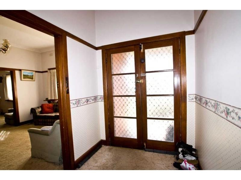 Flora Hill VIC 3550