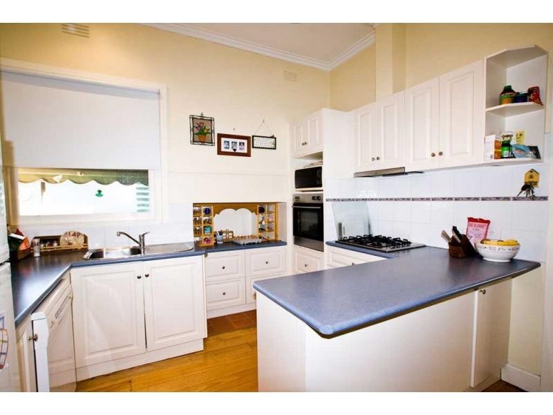 Flora Hill VIC 3550