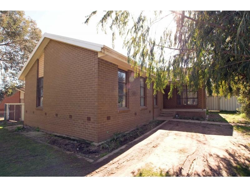 1 Dyason Court, Long Gully VIC 3550