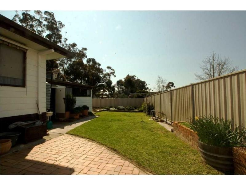 8 Butts Road, Eaglehawk VIC 3556