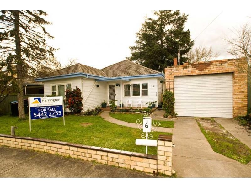 Flora Hill VIC 3550