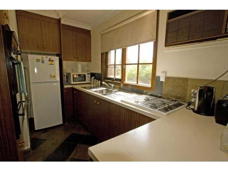 3/26 Rodney Street, Quarry Hill VIC 3550