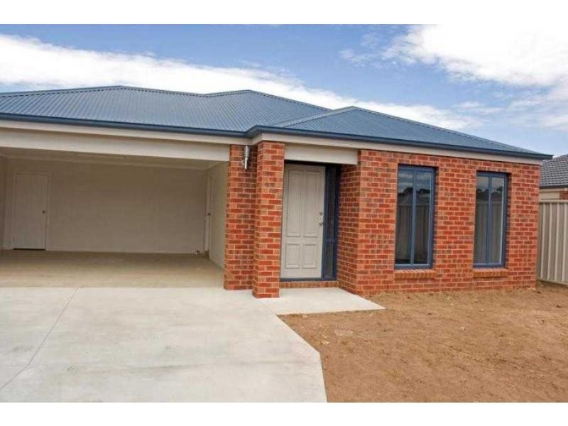 15. Lorikeet Avenue, Epsom VIC 3551