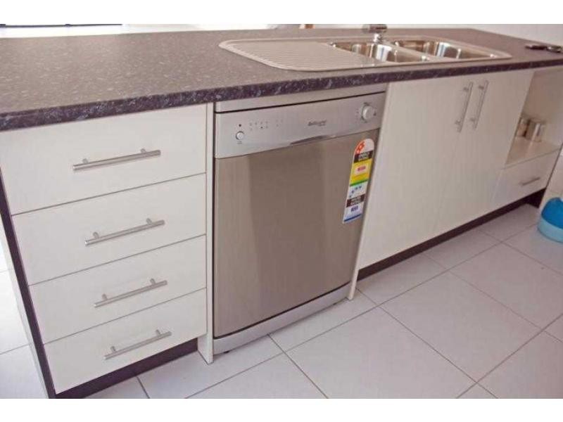 15. Lorikeet Avenue, Epsom VIC 3551