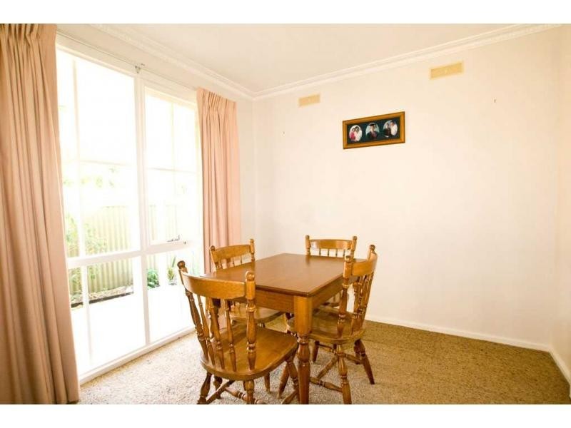 Flora Hill VIC 3550