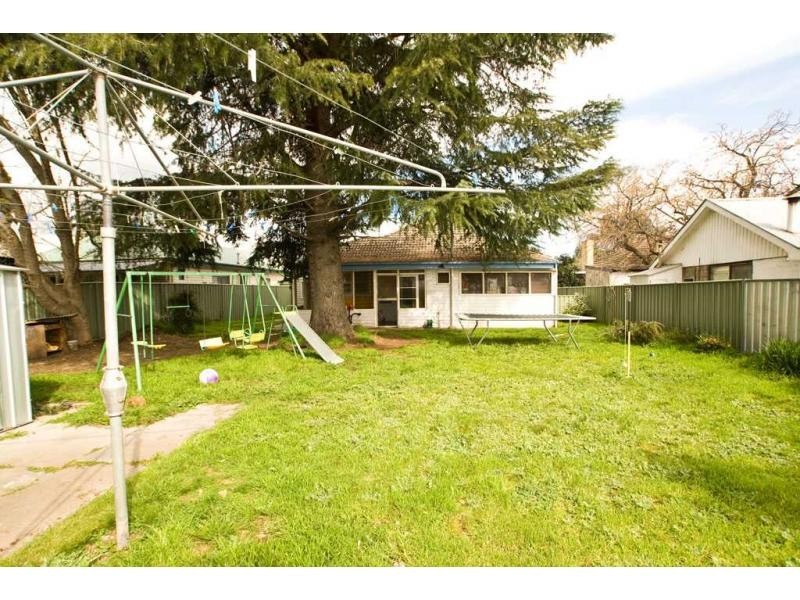 Flora Hill VIC 3550