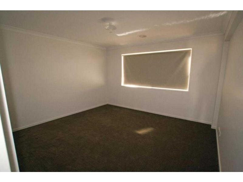 10. Sheard Street, California Gully VIC 3556