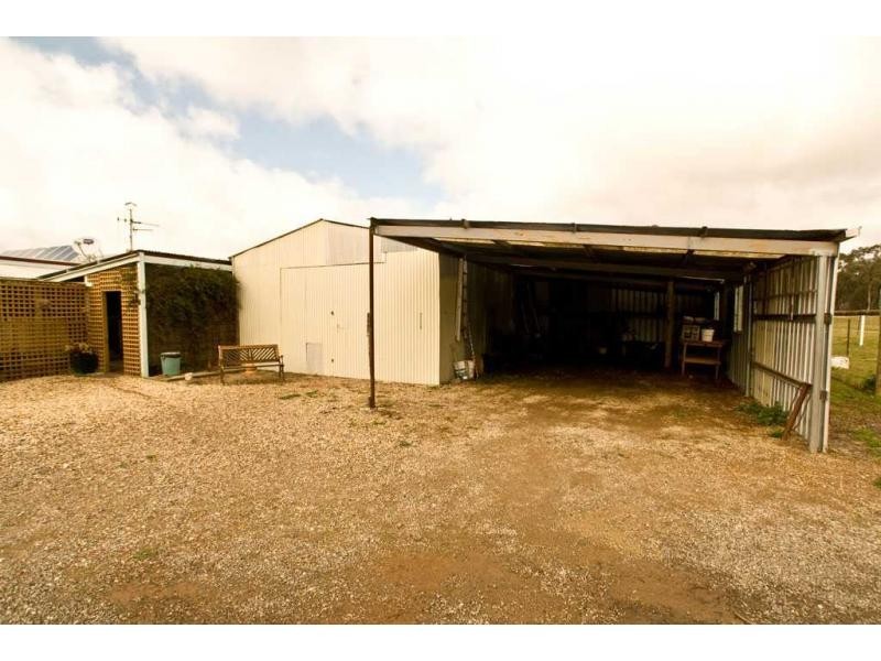 Neilborough VIC 3570