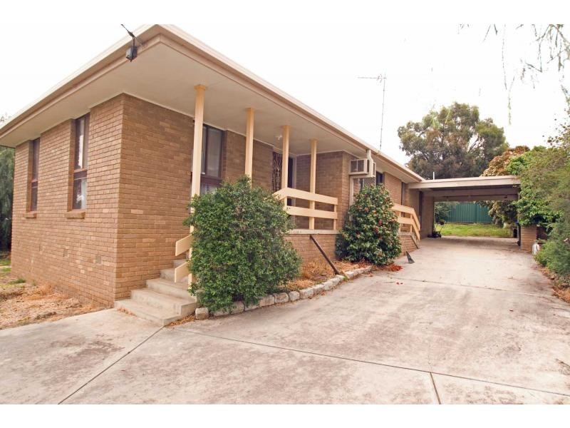 102. A Chum Street, Golden Square VIC 3555