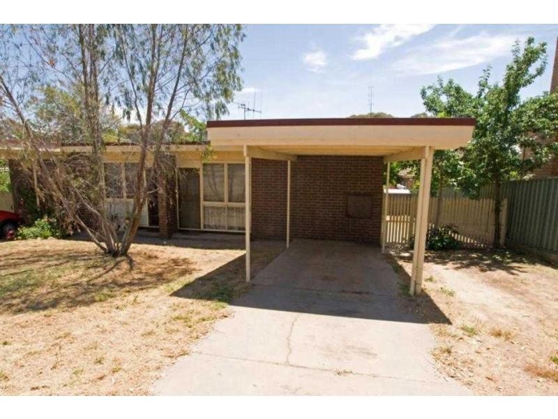 1/104 Olinda Street, Quarry Hill VIC 3550