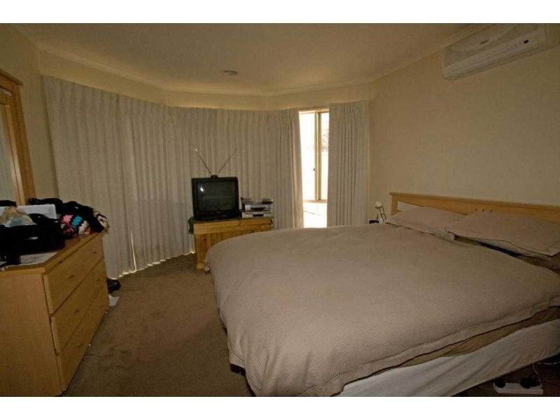 5. Black Wattle Avenue, Epsom VIC 3551
