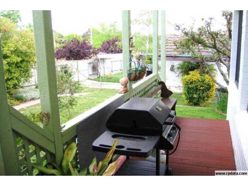 16 Curtin Street, Flora Hill VIC 3550