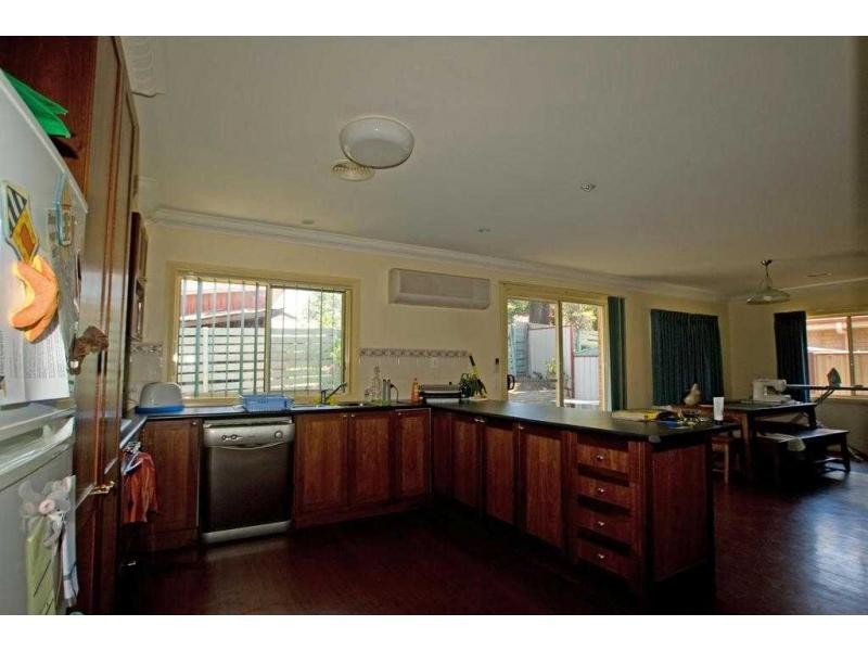 Villa *2/15 Claire Court, Kennington VIC 3550