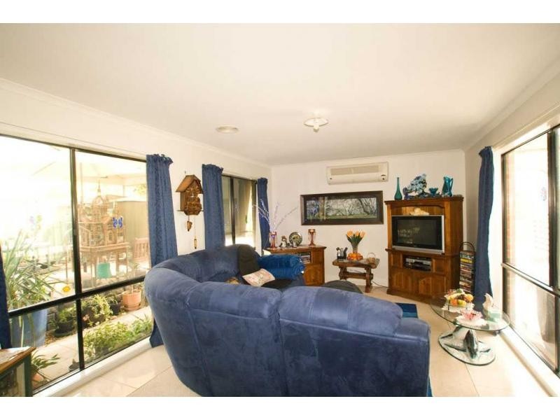 35 Brentwood REFRESHABLE Boulevard, Strathfieldsaye VIC 3551