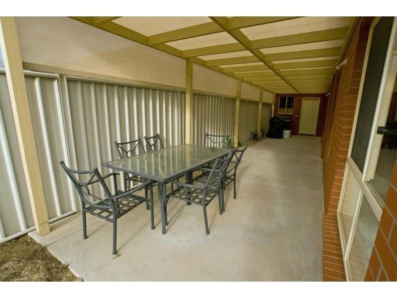 ..5 Black Wattle Avenue, Epsom VIC 3551