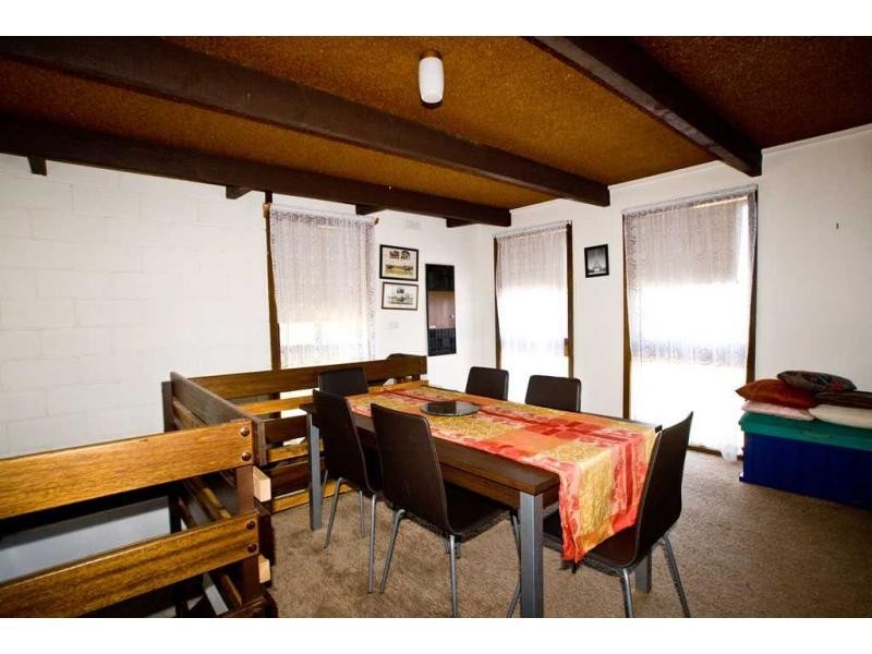 Flora Hill VIC 3550