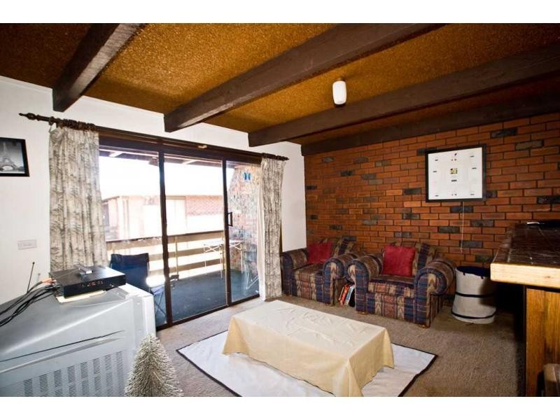 Flora Hill VIC 3550