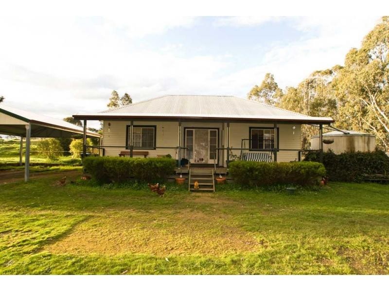 Bagshot VIC 3551
