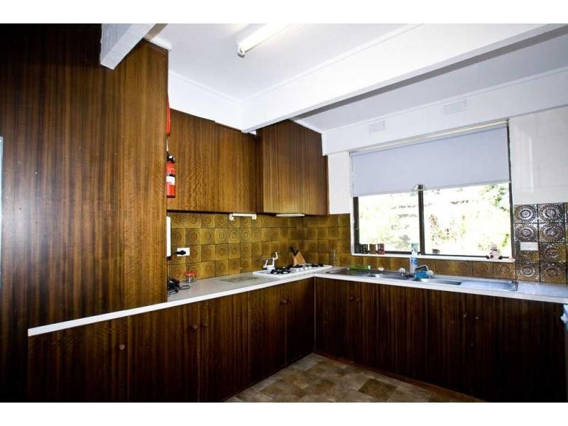 Flora Hill VIC 3550