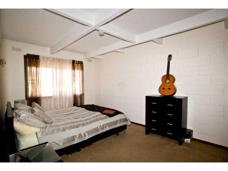 Flora Hill VIC 3550