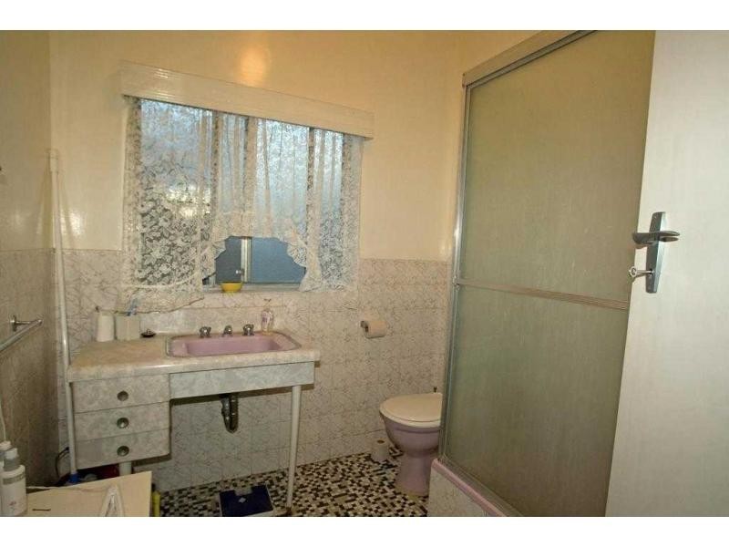 1/10 Brodie, Quarry Hill VIC 3550