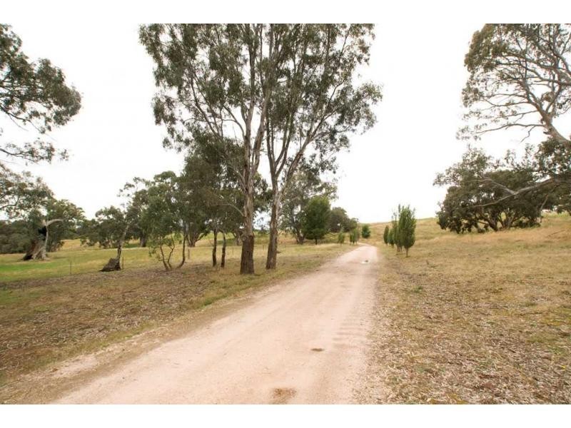 Ravenswood VIC 3453