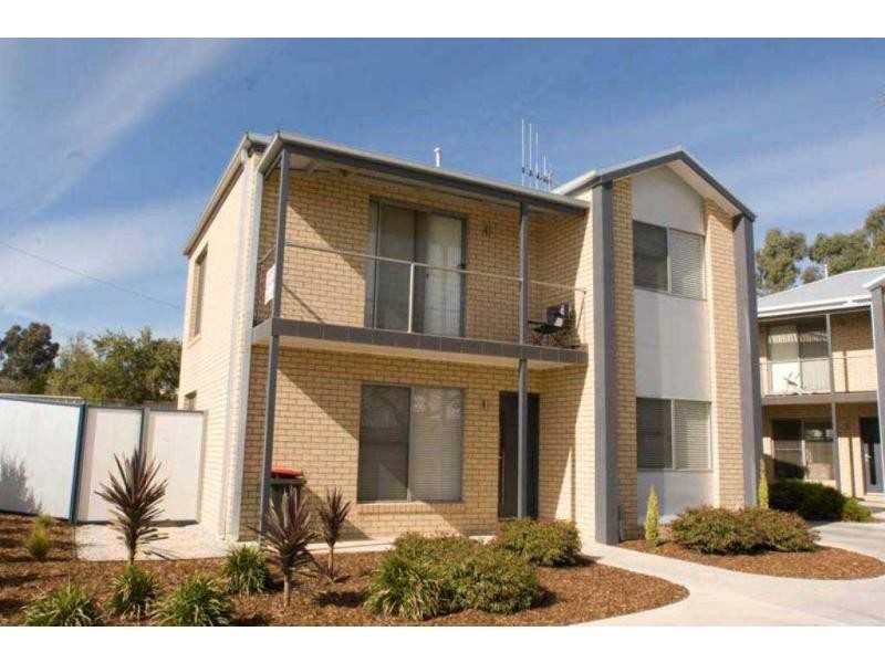 2/16 Skene Street, Kennington VIC 3550